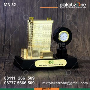 Miniatur Gedung Hotel Santika Premier Hayam Wuruk